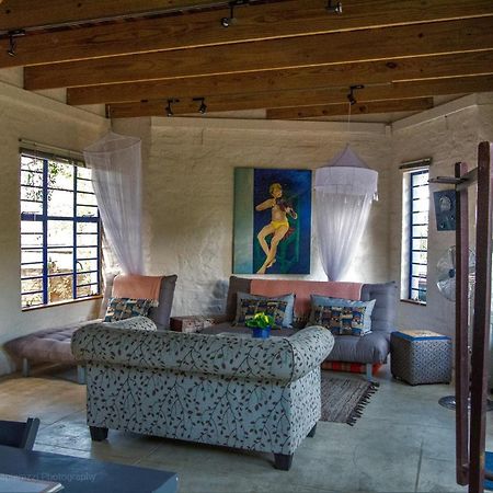 Artist'S Attic Hotel Mbombela Exterior photo